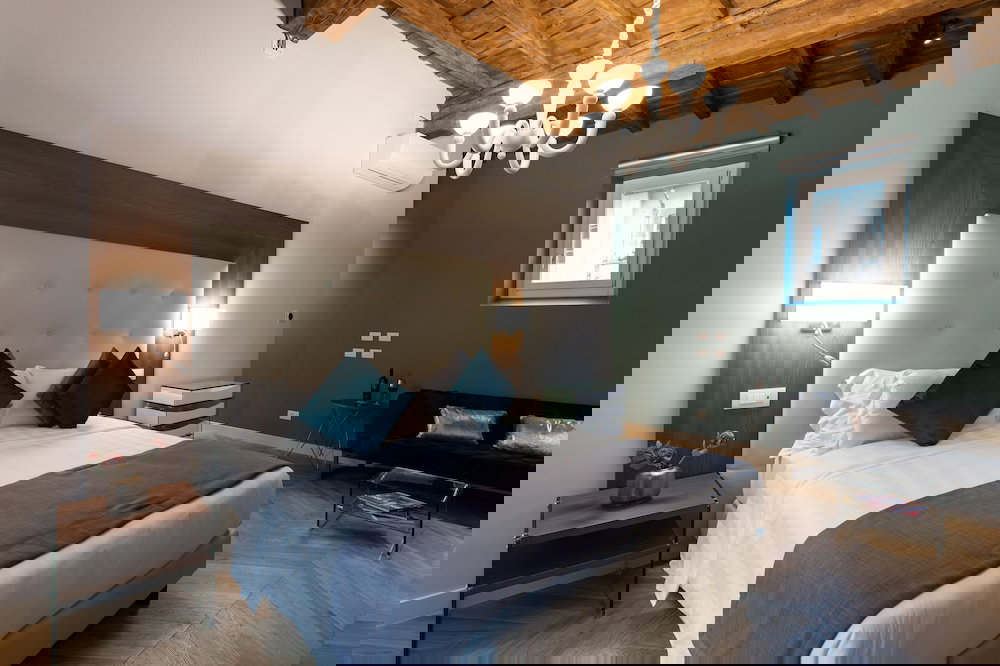 Hotel Kairos By Florence Art Apartments