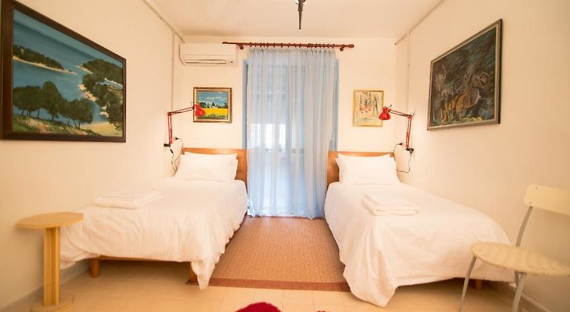 B&B Artistic Tirana