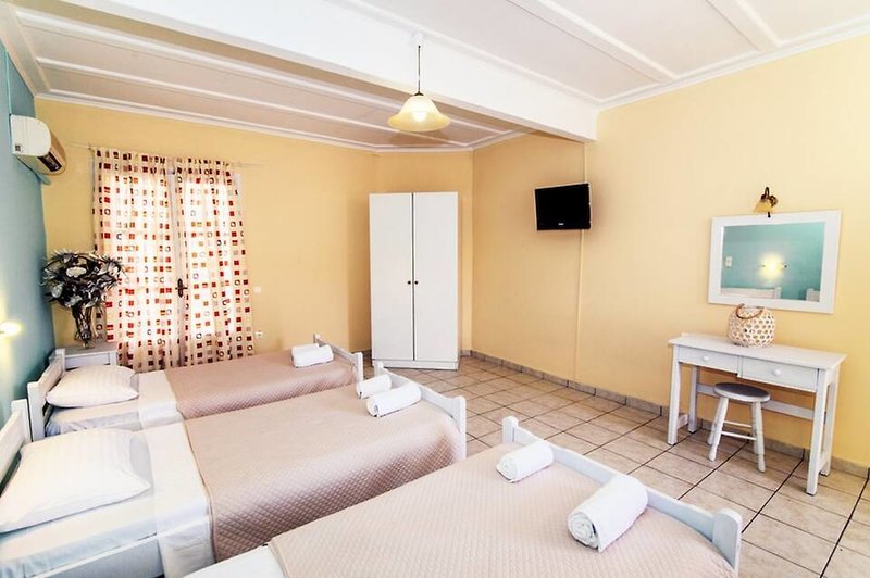 Apple Hotel