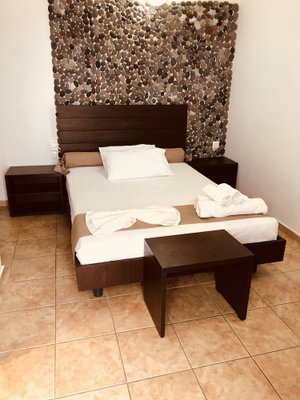 Hotel Pension Livadaros cazare Santorini