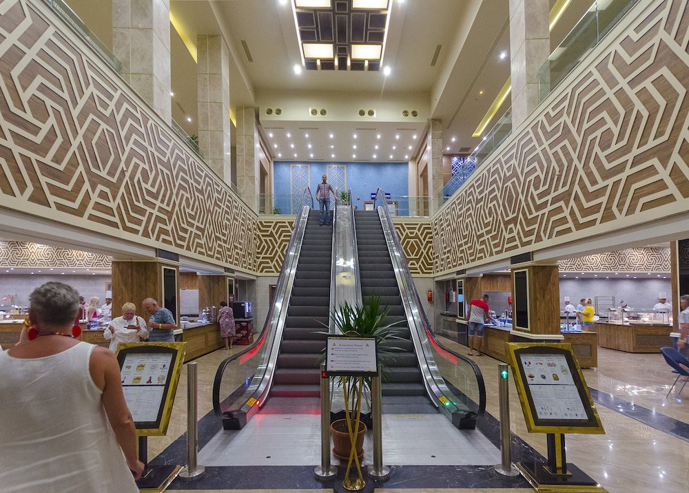 Titanic Royal Resort