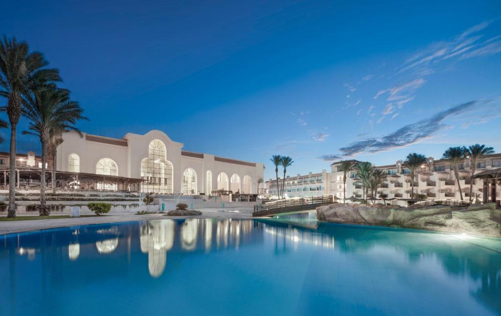 Hotel Pyramisa Beach Resort Sahl Hasheesh