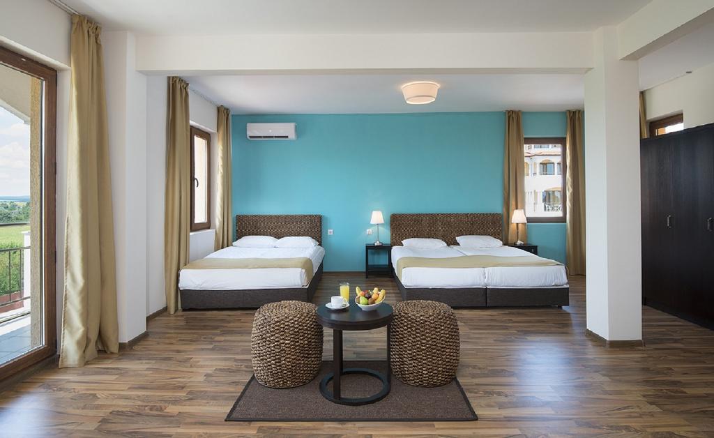 Sunrise All Suites