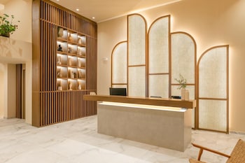 Ekati Mare Boutique Hotel & Suites