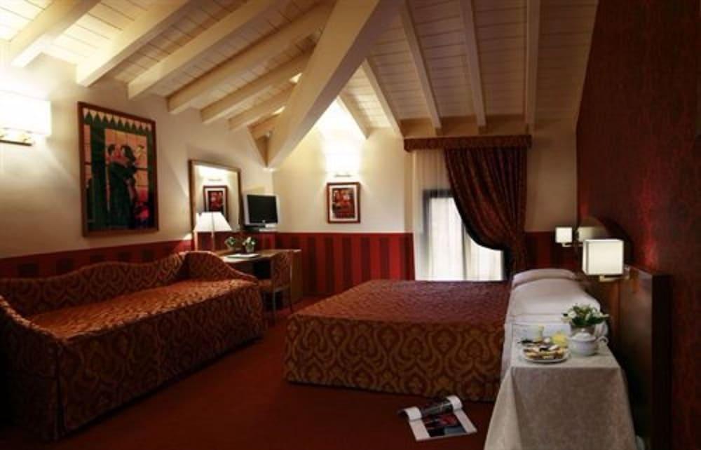 Hotel Savoia Hotel Country House