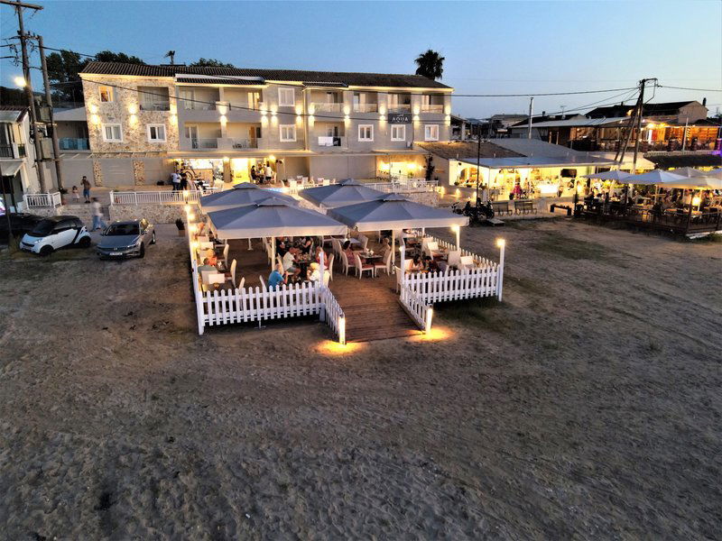 Hotel Aqua Luxury Suites