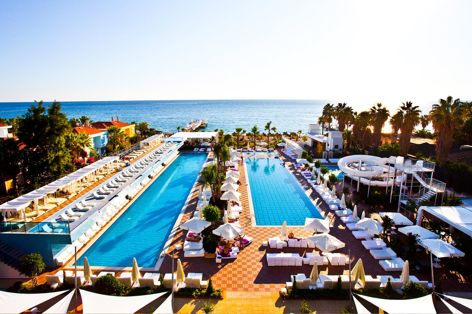 dal travel Q Premium Resort Hotel