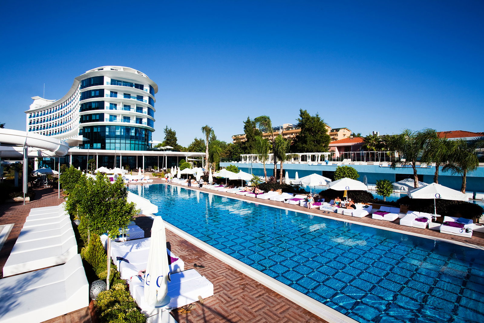 dal travel Q Premium Resort Hotel
