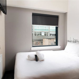 Hotel Easyhotel Glasgow cazare Glasgow