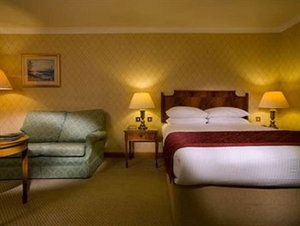 Hotel Macdonald Crutherland House And Spa cazare Glasgow