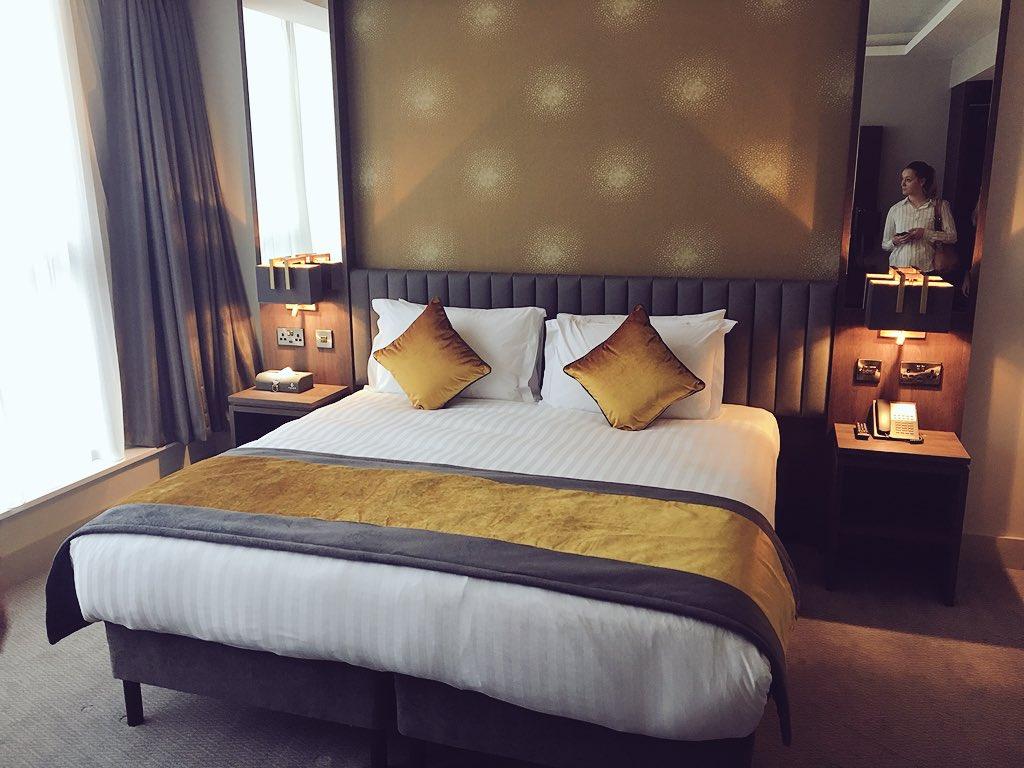 Hotel Iveagh Garden Hotel