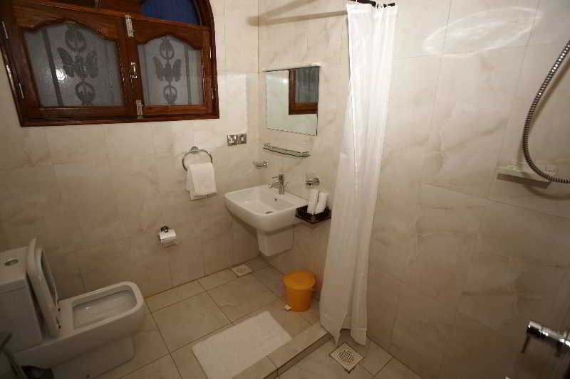Al-Minar Hotel