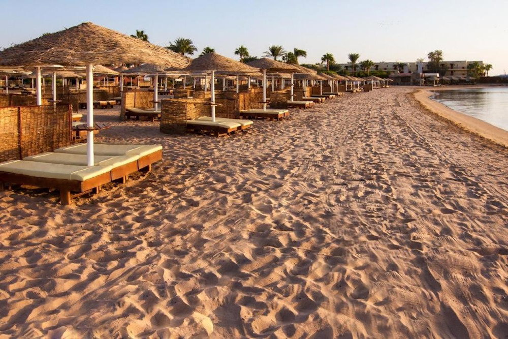 Eagle Paradise Abu Soma Resort