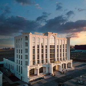 Hotel Prestige Plaza cazare Suceava