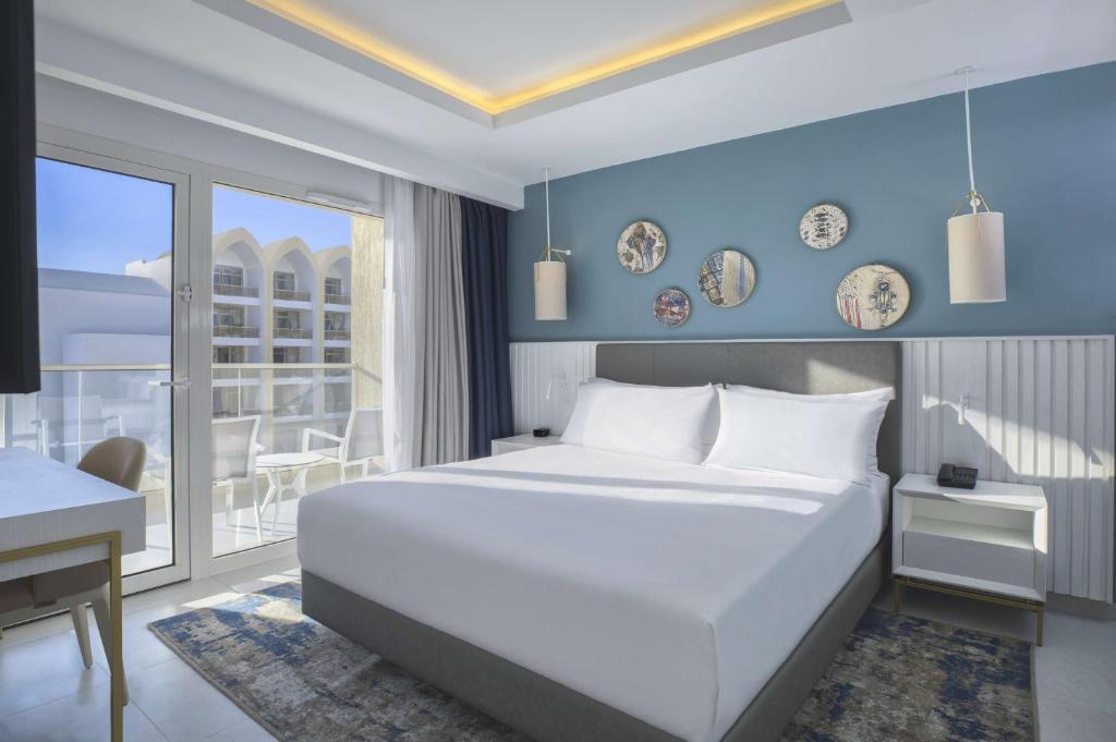 dal travel Hilton Skanes Monastir Beach Resort