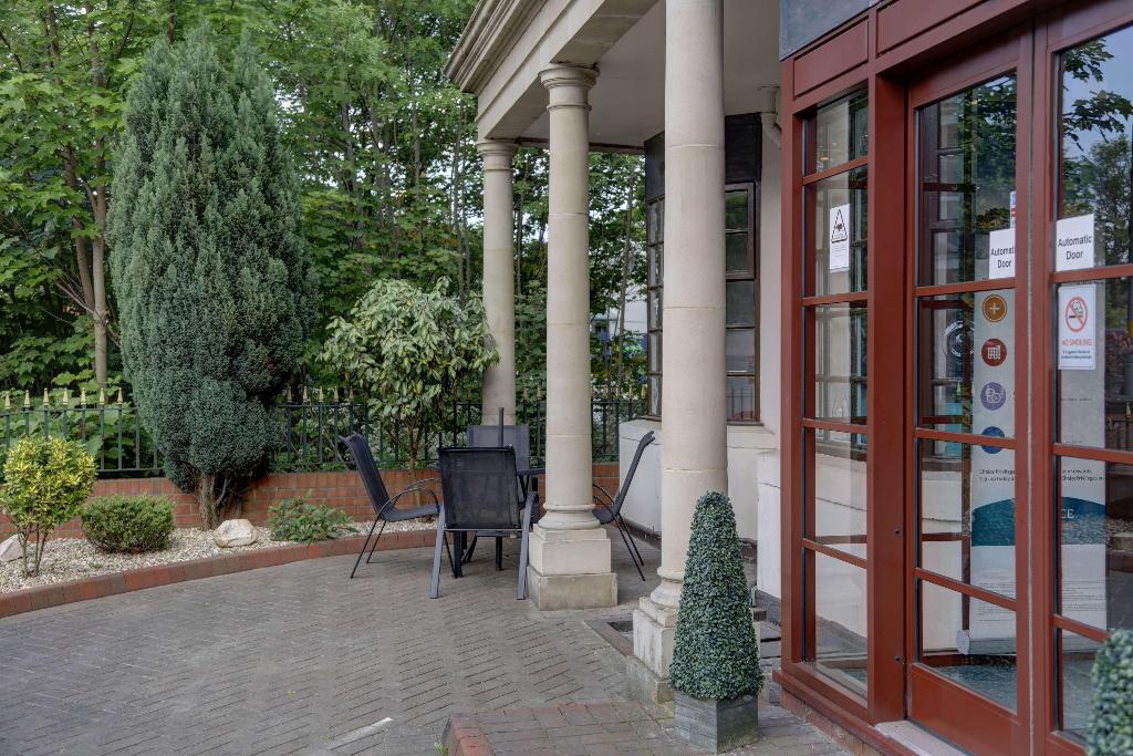 Hotel Bridge House Hotel