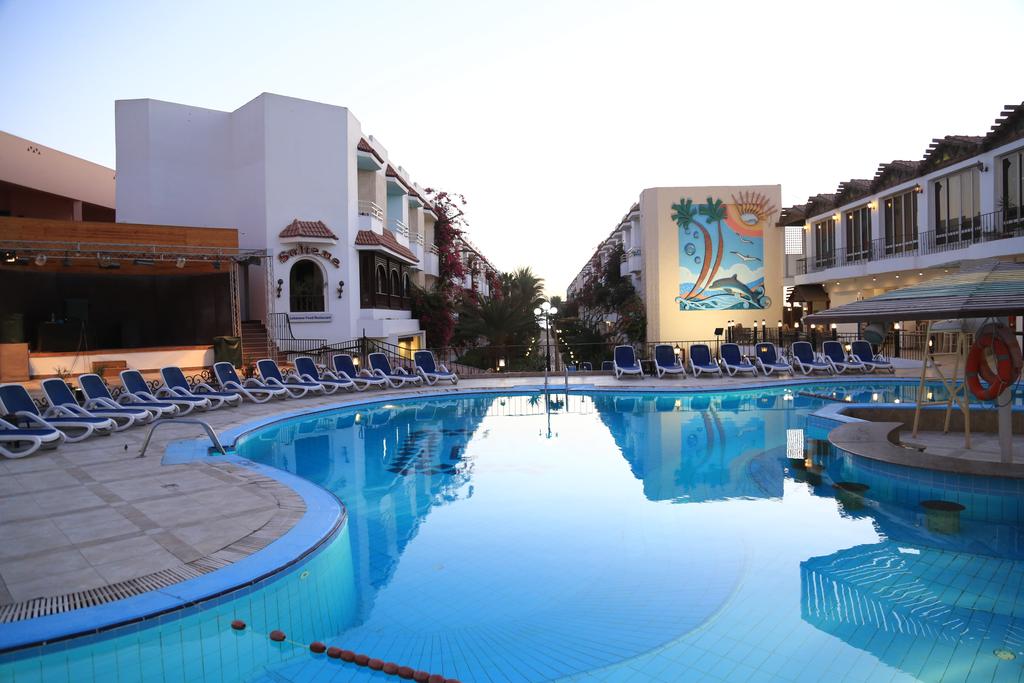 dal travel Mina Mark Resort