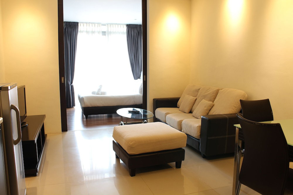 Hotel Peaceful Service Suites At Taragon Puteri Bintang