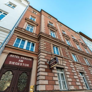 Hotel Hotel-Pension Am Siegestor cazare Munchen