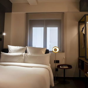 Hotel Letoh Letoh Sevilla cazare Sevilla