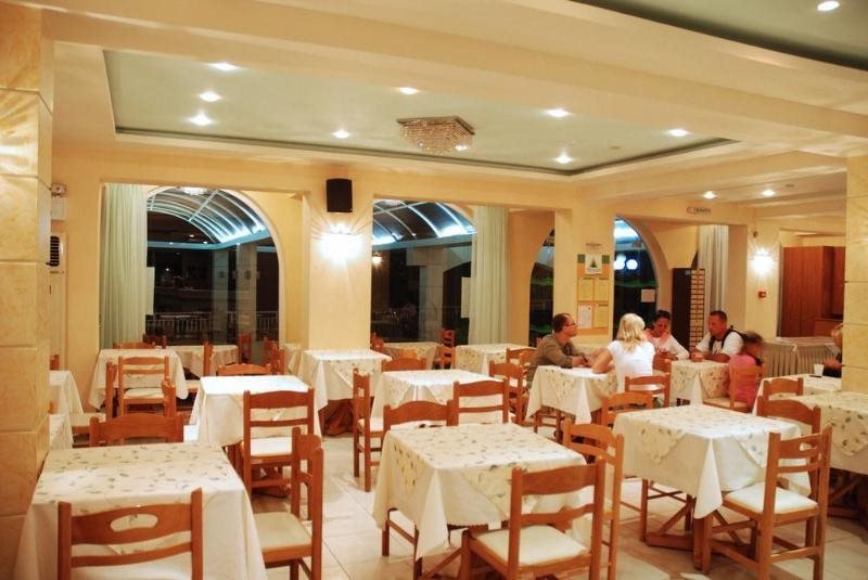 Hotel Captains & Commodore & Admiral Complex