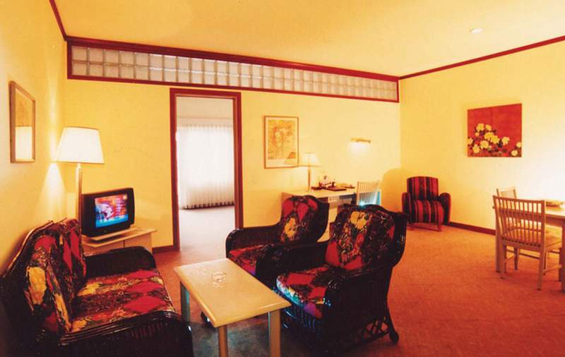 Windsor Plaza Hotel