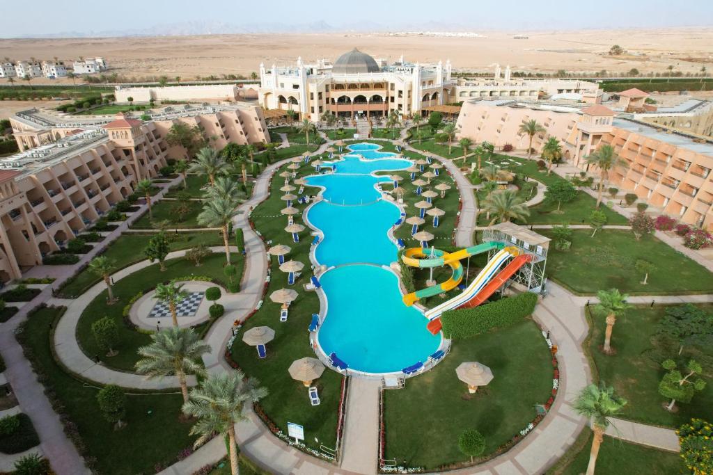 dal travel Jasmine Palace Resort