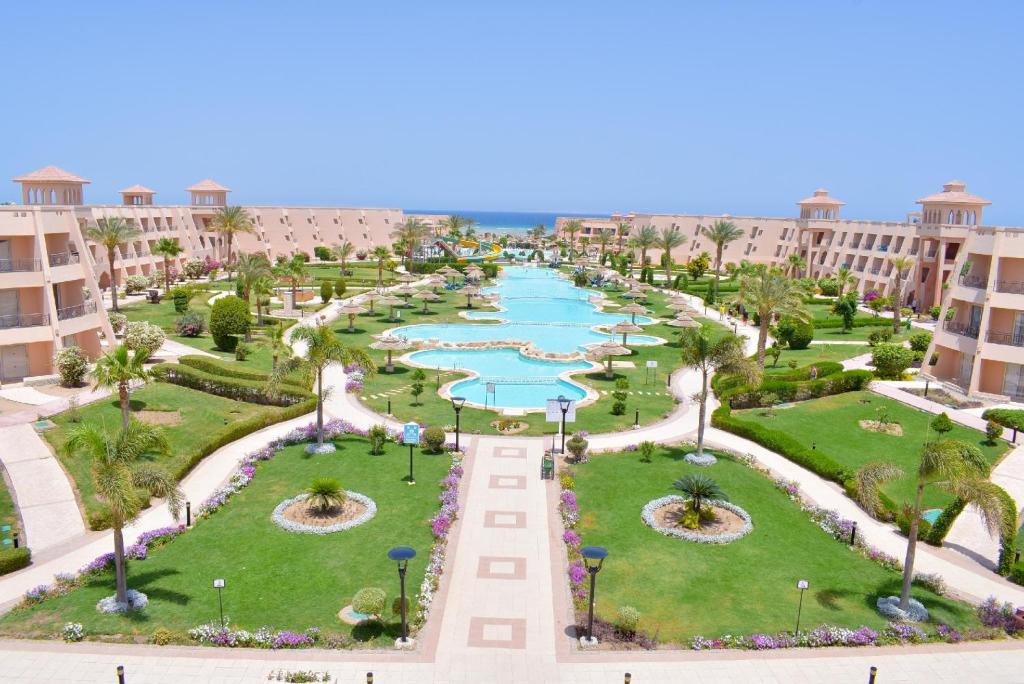 dal travel Jasmine Palace Resort