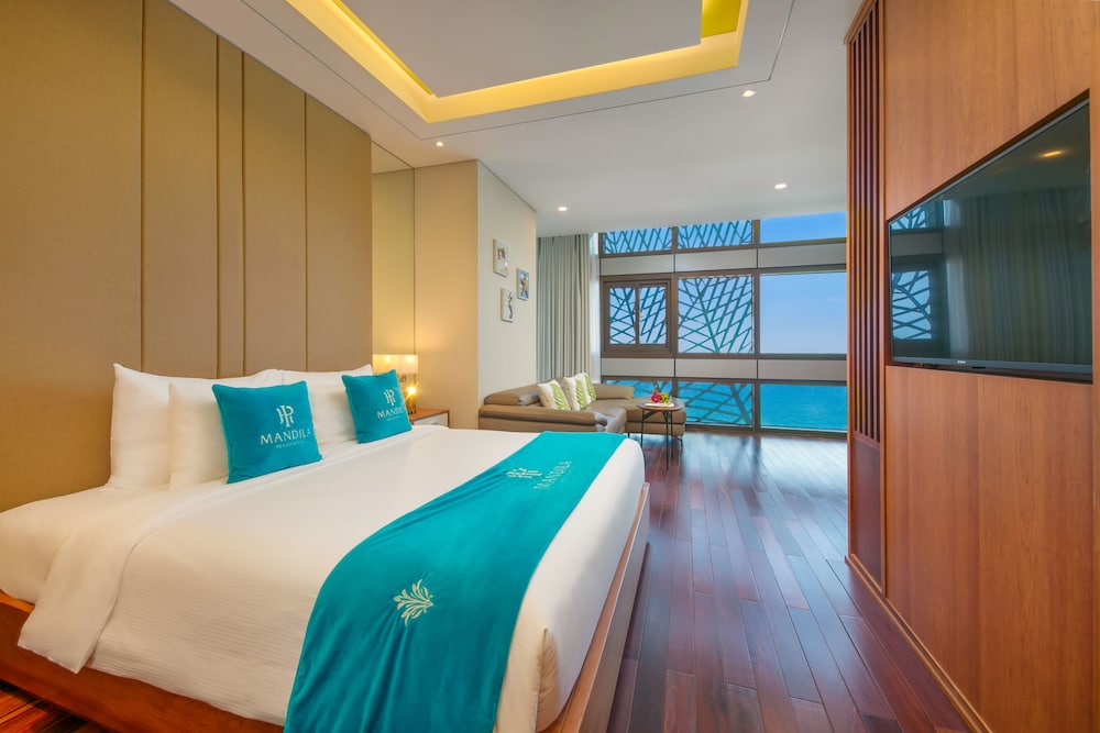 Hotel Mandila Beach