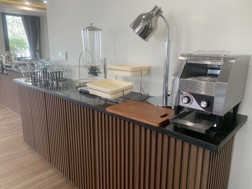 Ph Hotel & Apartment