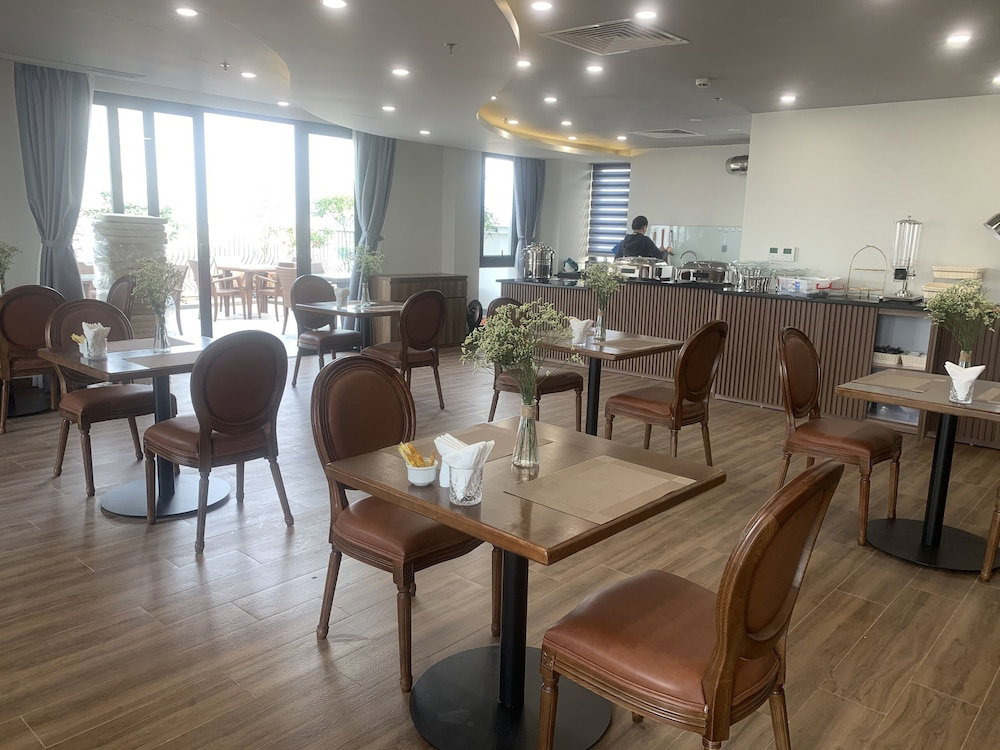 Ph Hotel & Apartment