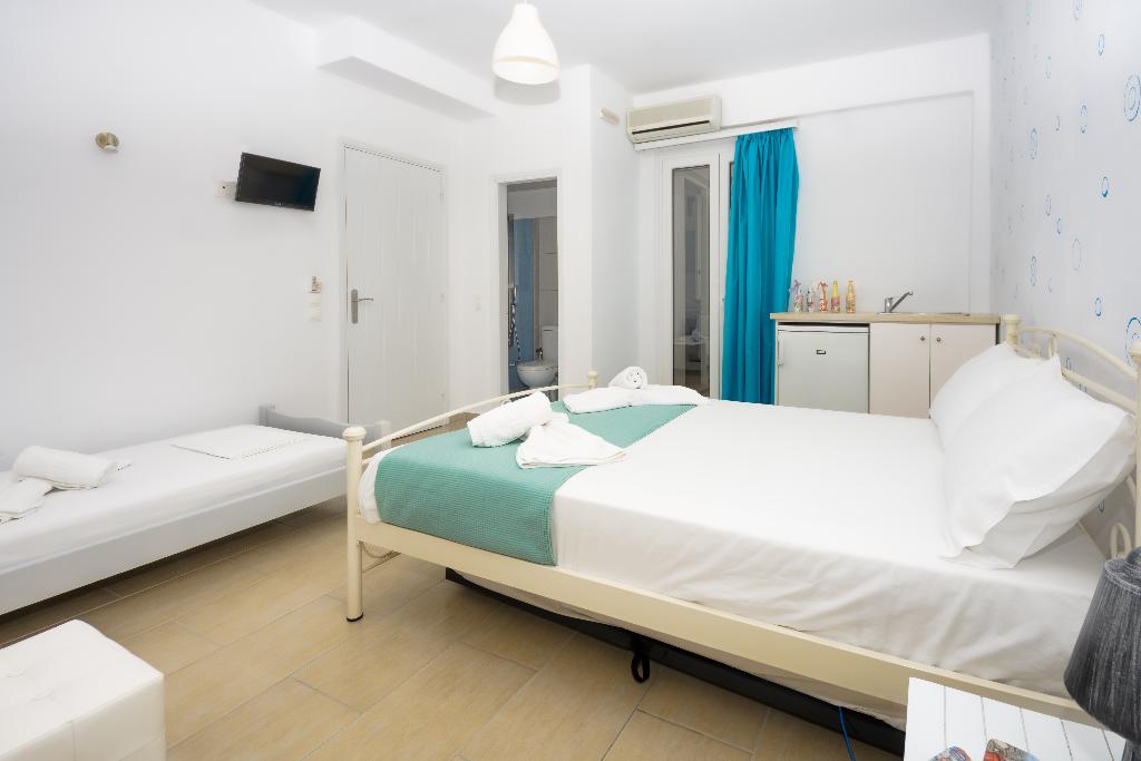 Hotel Depis Place & Apartments