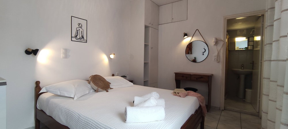 Kapetanos Rooms