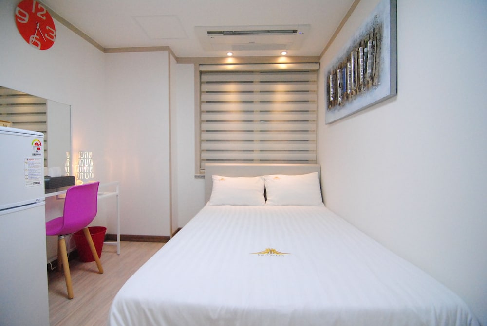 Hotel Inn The City Business Hotel