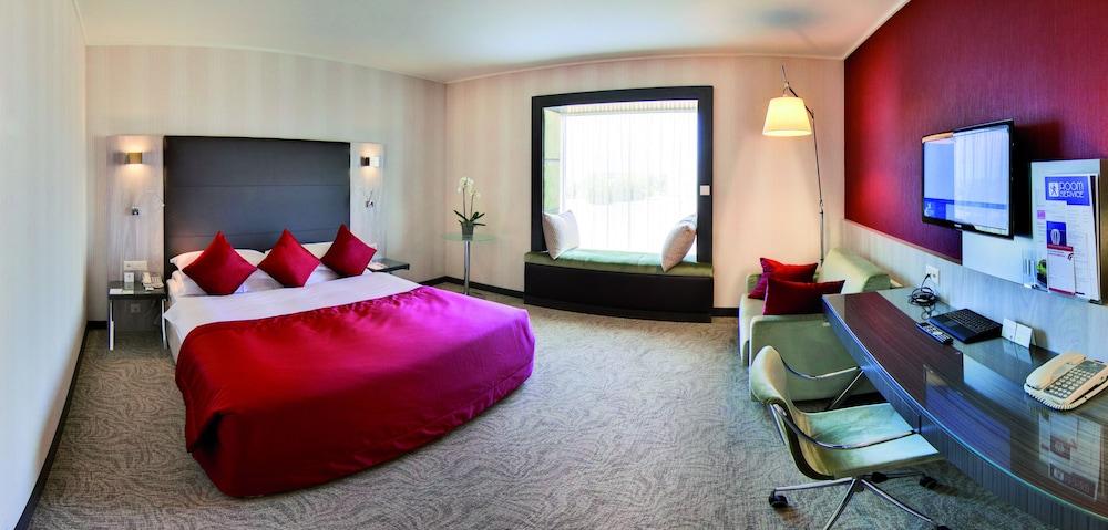 Hotel Hilton Geneva Hotel And Conference Centre