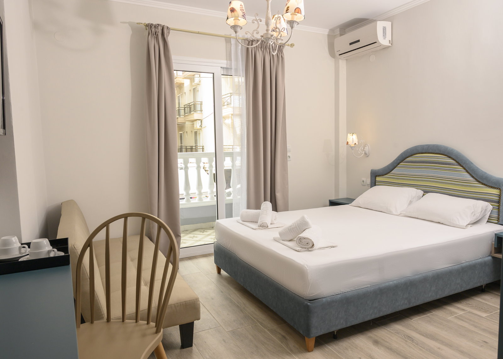 Hotel Parthenon Art Executive Wing - Seaside Collection