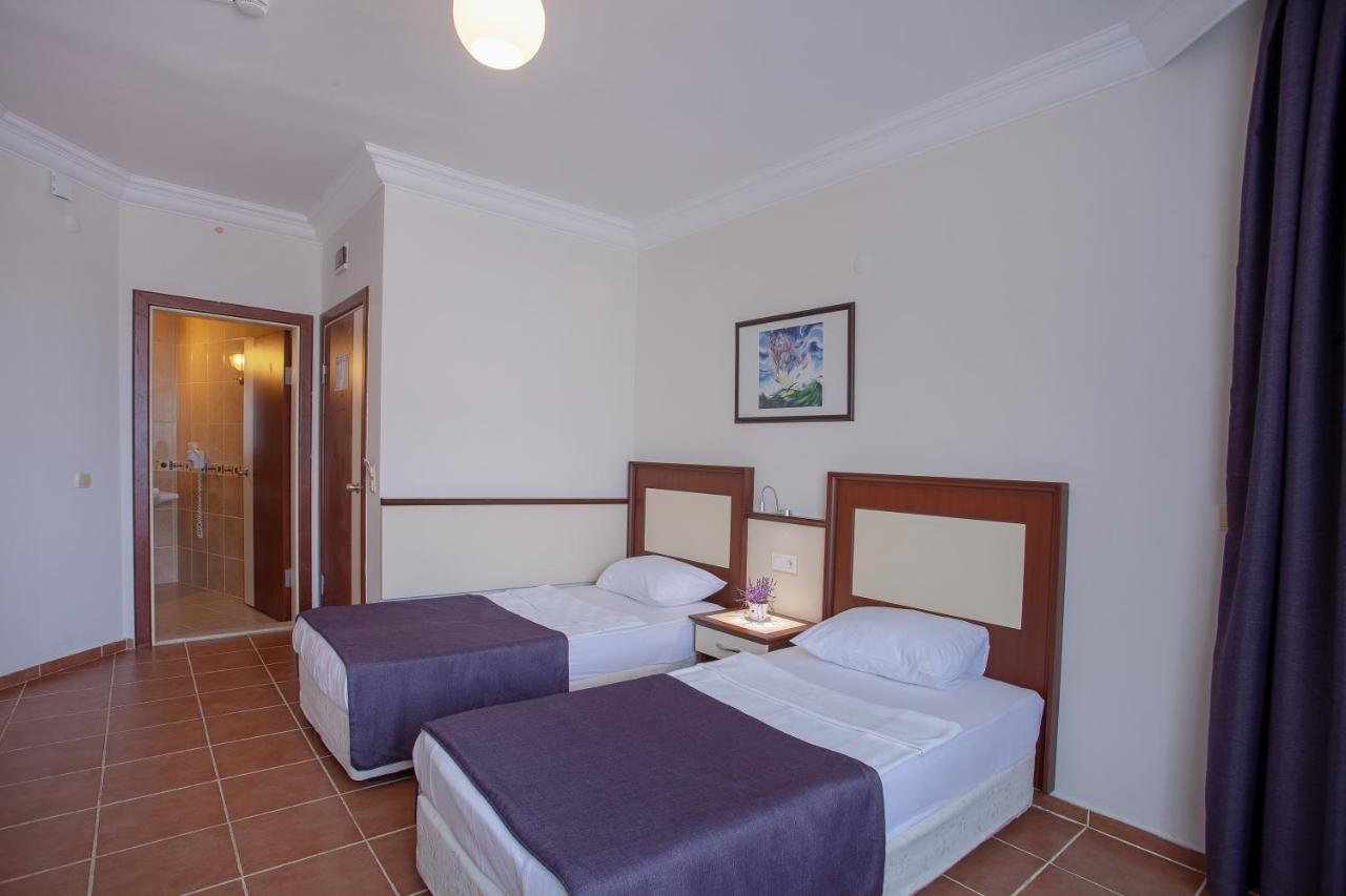 dal travel Kaila City Hotel