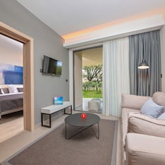 Hotel Garden Suites Park Plava Laguna cazare Porec