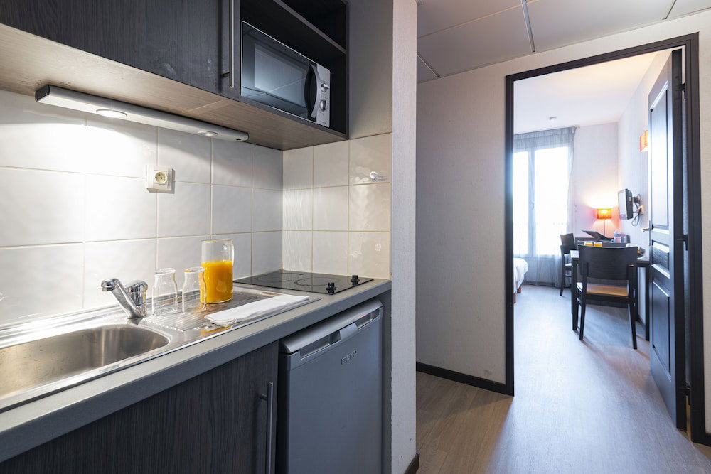 Hotel Zenitude Hôtel Résidences Nîmes Centre
