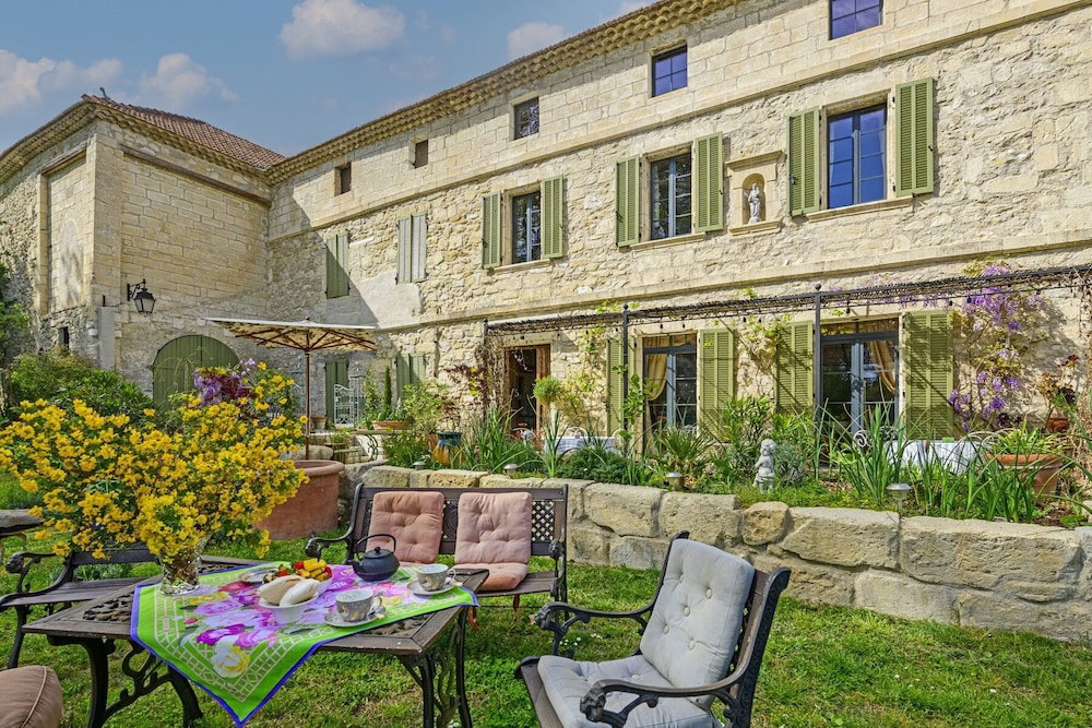 Bastide De Bellegarde