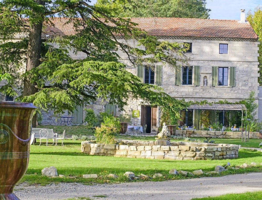 Bastide De Bellegarde
