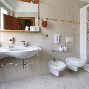 Hotel Toscana cazare Alassio