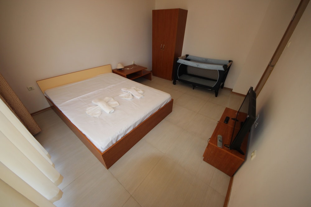 Menada Apartments In Sunny Beach Hills