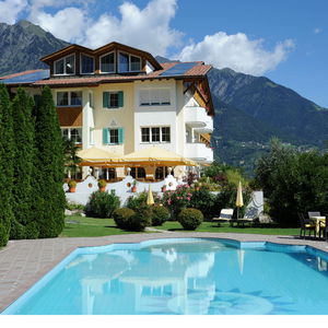 Hotel Kristall cazare Marlengo