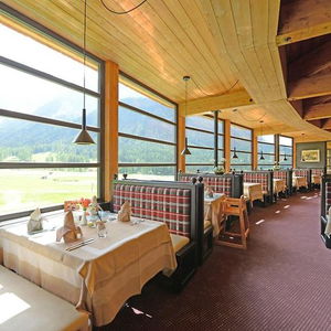 Hotel Rainer cazare Sesto