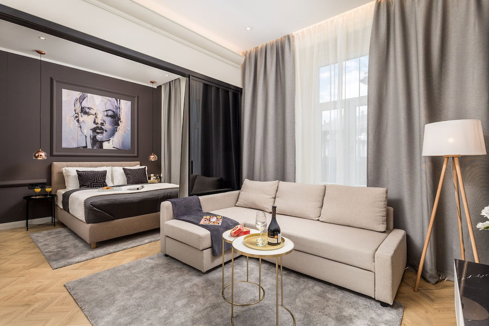 Luxury Number 1 Apartments