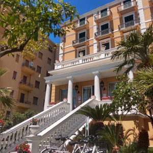 Hotel Morandi cazare San Remo
