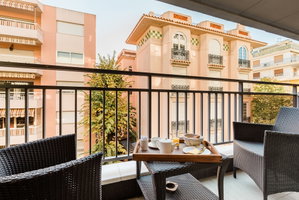 Hotel Helios cazare Antibes