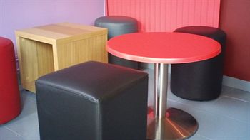 Hotel Le Montclair Montmartre By River - Hostel