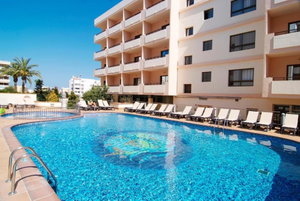 Hotel Invisa Hotel La Cala cazare Santa Eularia des Riu
